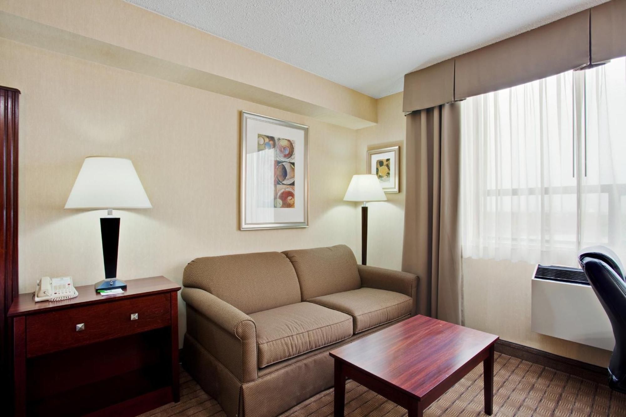 & Downtown By Ihg